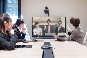 会議室のレイアウトを最適化!目的別に適したレイアウトを紹介 | ワークデザインジャーナル