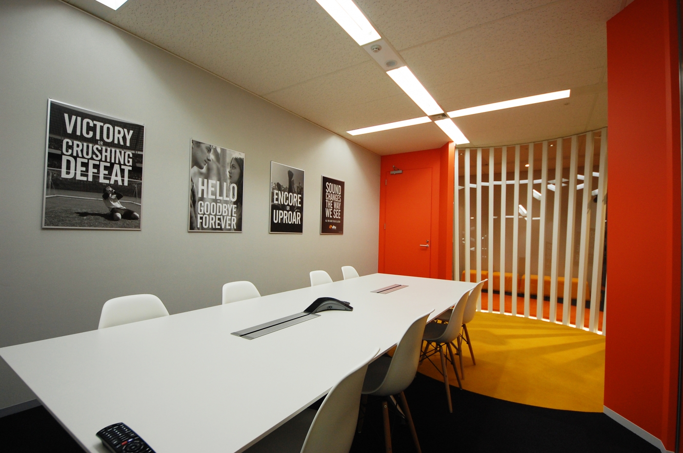 オフィスデザイン実績～Sound color Ripple―音の波紋が広がるオフィス―