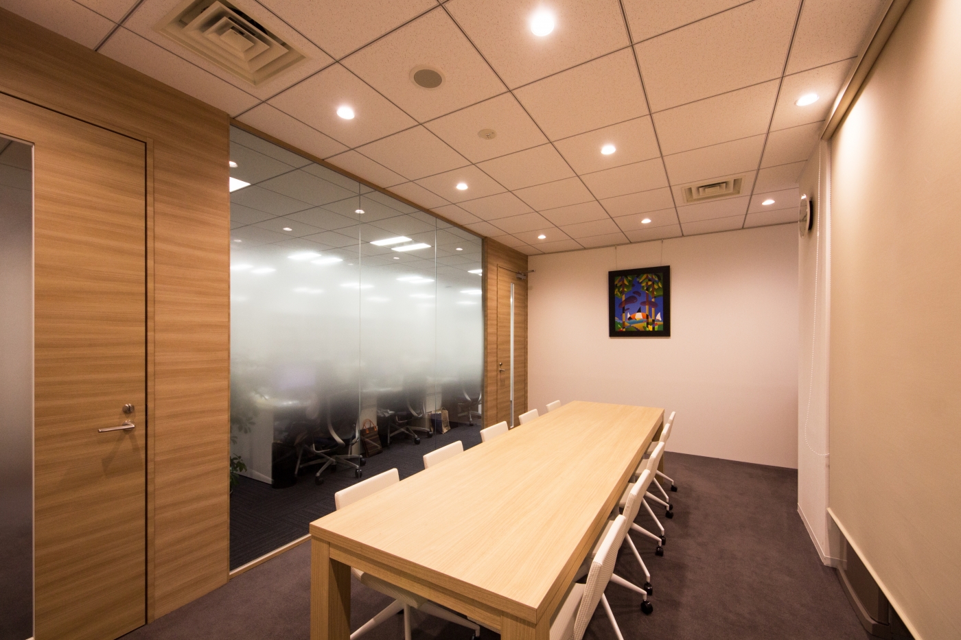 オフィスデザイン実績～上質な空間でお客様をお出迎えするおもてなしのデザイナーズオフィス