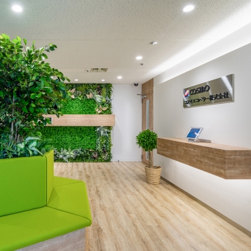 オフィスデザイン事例|色味や柄で表現した、自然とエコと風のオフィス					