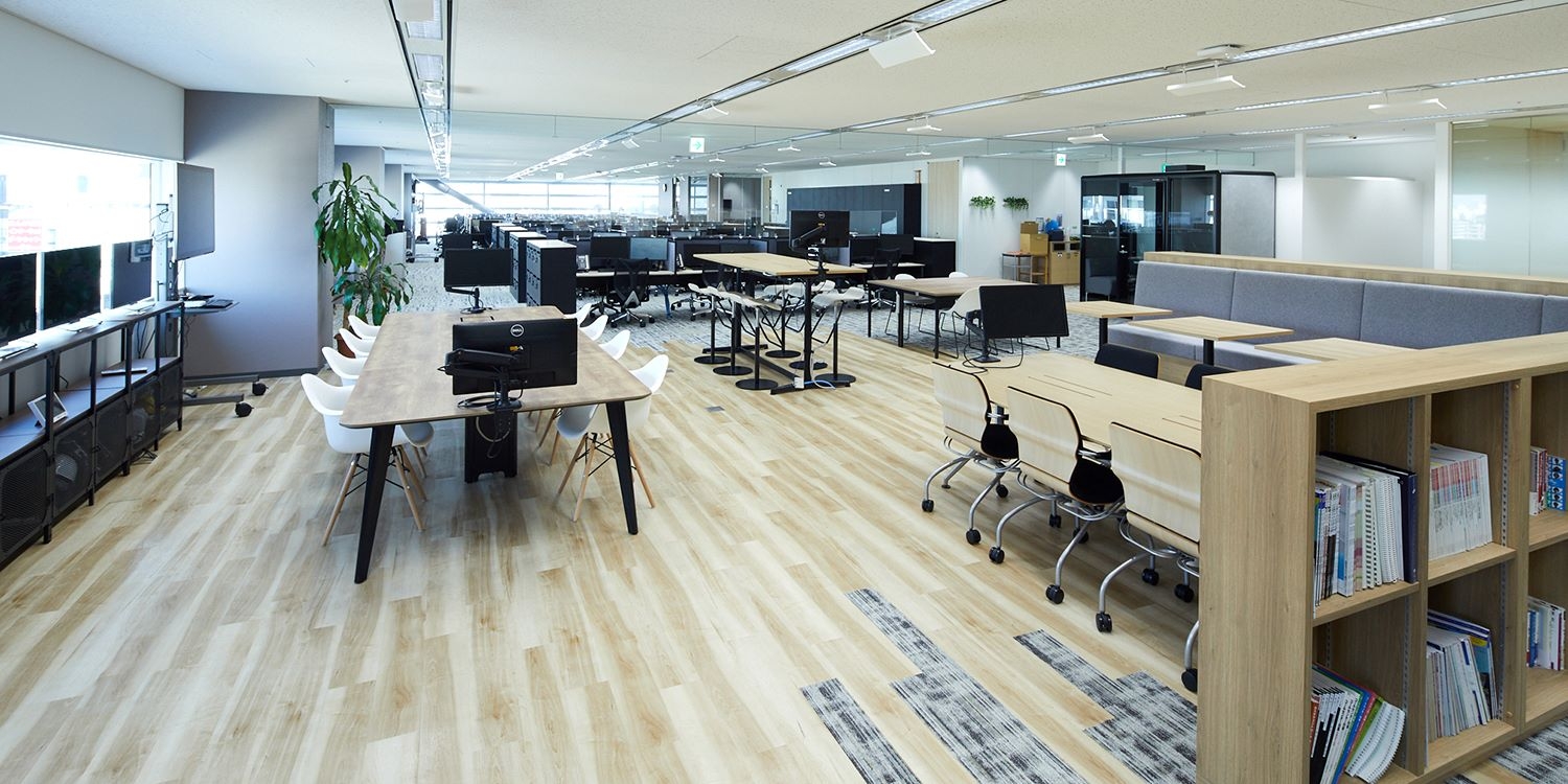 オフィスデザイン実績～コールセンターの概念を変え、働き方を選べる。企業・社員の成長につながるオフィス
